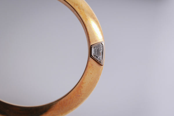 Load image into Gallery viewer, Ladies Masterpiece Trapezoid diamond bezel for model 80318 FCD12532
