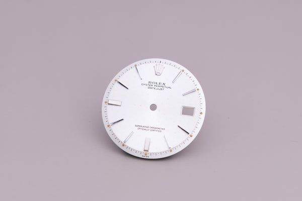 Load image into Gallery viewer, Rolex NQ Datejust Silver Wide 6-9 Stick Dial for 1600 - 1601 FCD22137
