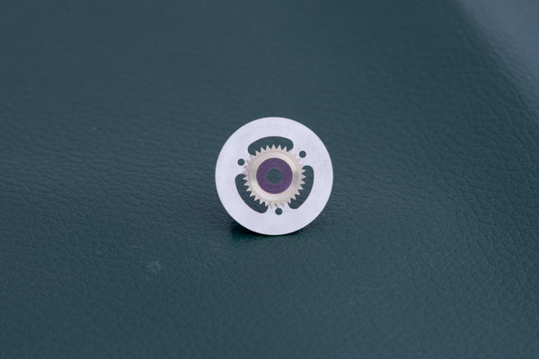 Load image into Gallery viewer, Rolex champagne Date disc for caliber 2135 FCD24648
