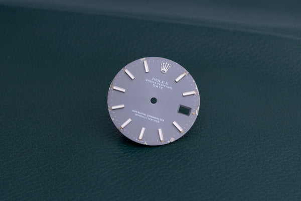 Load image into Gallery viewer, Rolex Non Quickset Date Slate Index dial for model 1500 - 1503 FCD25137
