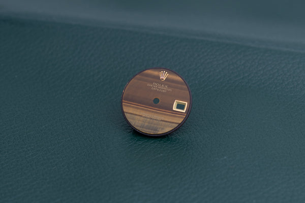 Load image into Gallery viewer, Rolex ladies Datejust Tiger Eye dial for Model 6917 - 69173/8 FCD25149
