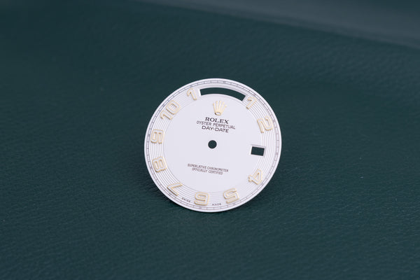 Load image into Gallery viewer, Rolex Daydate II 41mm Cream Concentric Arabic Dial for 218238 FCD25181
