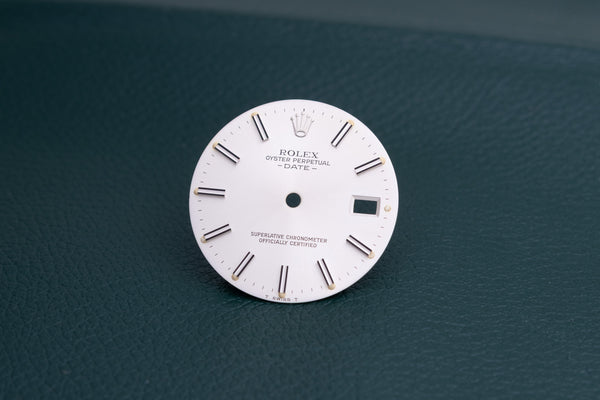Load image into Gallery viewer, Rolex Date Silver Stick marker dial for model 15000 FCD26569

