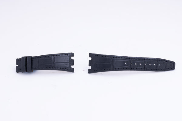 Load image into Gallery viewer, Audemars Piguet USED 23mm Black leather Strap will fit 15450 FCD26582
