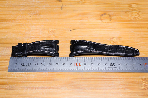 Load image into Gallery viewer, Audemars Piguet 28mm x 18mm  Black Strap FCD29110
