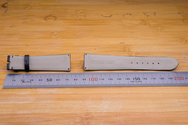 Load image into Gallery viewer, Audemars Piguet 21mm x 17mm  Black Strap FCD29137
