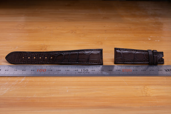 Load image into Gallery viewer, Patek 21x16mm used brown strap for 5146 FCD29259
