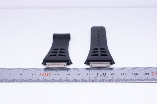 Load image into Gallery viewer, Richard Mille Black Rubber Strap RM 11-03 FCD29433
