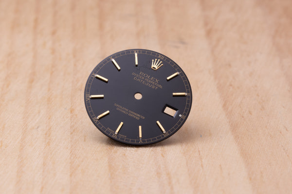 Load image into Gallery viewer, Rolex Datejust Black DAMAGED Stick dial for model 16013 - 16233 FCD29525
