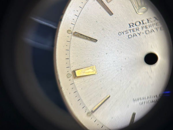 Load image into Gallery viewer, Rolex Day-Date Champagne Fat 6-9 Dial for model 1803 - 1807 FCD30103
