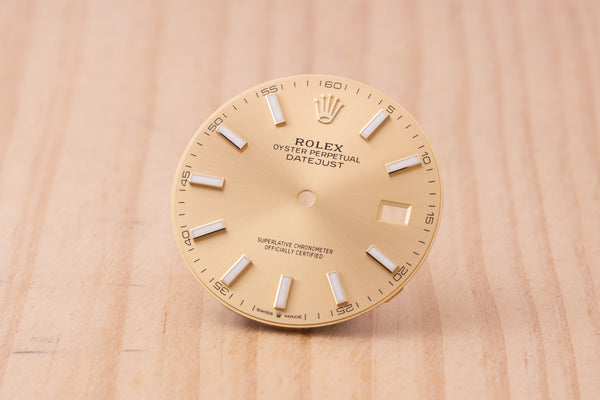 Load image into Gallery viewer, Rolex Datejust 41 Champagne Index Dial for 126333 FCD30152
