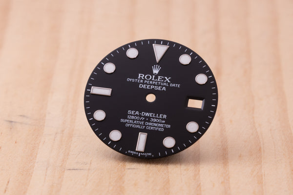 Load image into Gallery viewer, Rolex Deep Sea Maxi Marker Dial Chromalight model 116660 FCD30191
