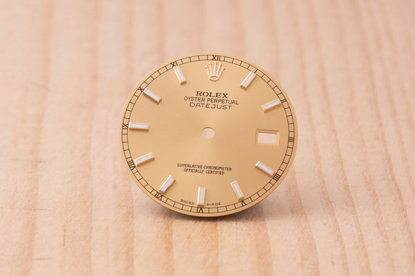 Load image into Gallery viewer, Rolex Datejust champagne Lumi Index dial for model 116233 FCD30193
