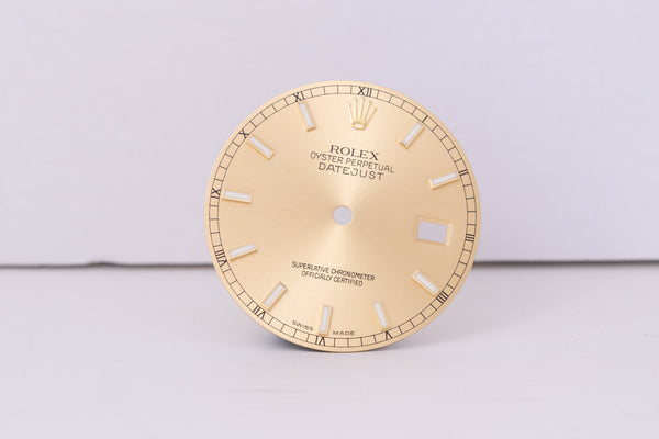 Load image into Gallery viewer, Rolex Datejust champagne Lumi Index dial for model 116233 FCD30410
