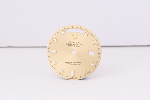 Load image into Gallery viewer, Rolex Day-Date Champagne 8-2 Diamond Dial for 18038 FCD30487
