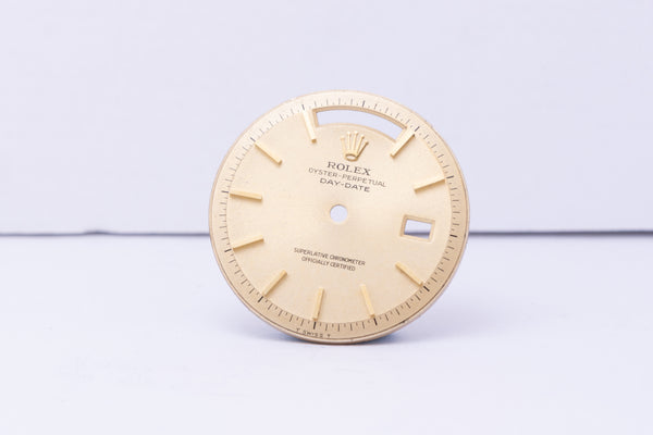 Load image into Gallery viewer, Rolex Day-Date Champagne stick dial for 1803 FCD30597
