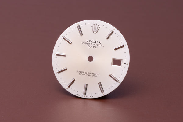 Load image into Gallery viewer, Rolex Date silver stick dial for model 15000 - 15200 FCD31000
