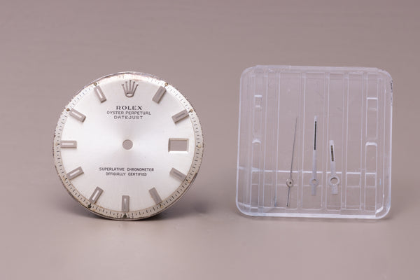 Load image into Gallery viewer, Rolex Datejust Silver Stick dial for model 1601 FCD31022
