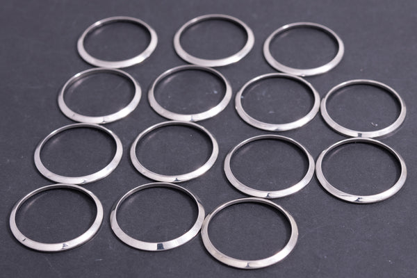 Load image into Gallery viewer, Rolex Assorted Midsize Smooth Bezels (13) for model 6827 - 68240 - 178240 IP18284
