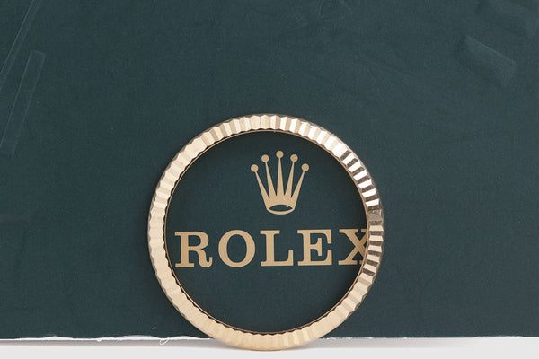 Load image into Gallery viewer, Rolex Midsize 18k Yellow Gold Fluted Bezel for model 178273 5.0g FCD14038
