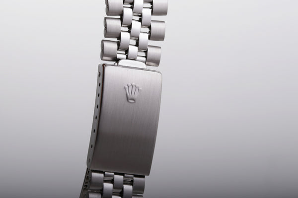 Load image into Gallery viewer, Rolex Stainless Steel 20mm Folded Link Jubilee bracelet 55 ends FCD15401
