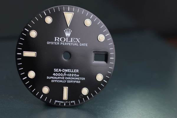 Load image into Gallery viewer, Rolex Seadweller Pumkin Patina T&lt;25 Dial for 16660 - 16600 FCD016593
