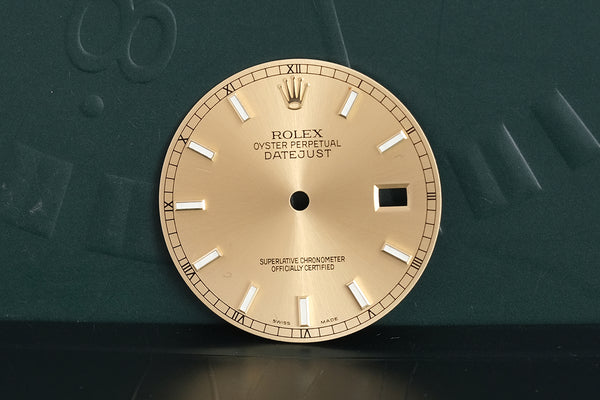Load image into Gallery viewer, Rolex Datejust Champagne Lumi Index dial for model 116233 FCD19033

